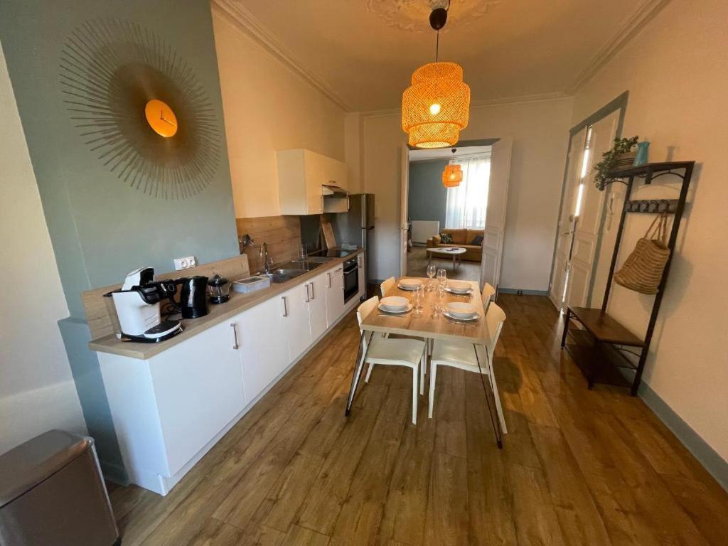 -Le Petit Rochelais- Centre Ville, Stationnement, Netflix - Ideal Couples, Familles, Business Niort Kültér fotó